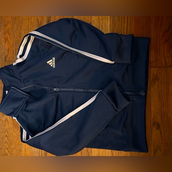 2 piece adidas set - Picture 2 of 3